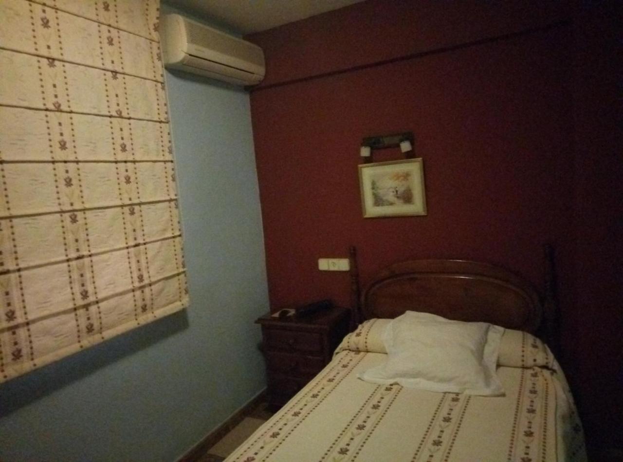 Hostal Residencia Castilla Cuenca  Exteriör bild