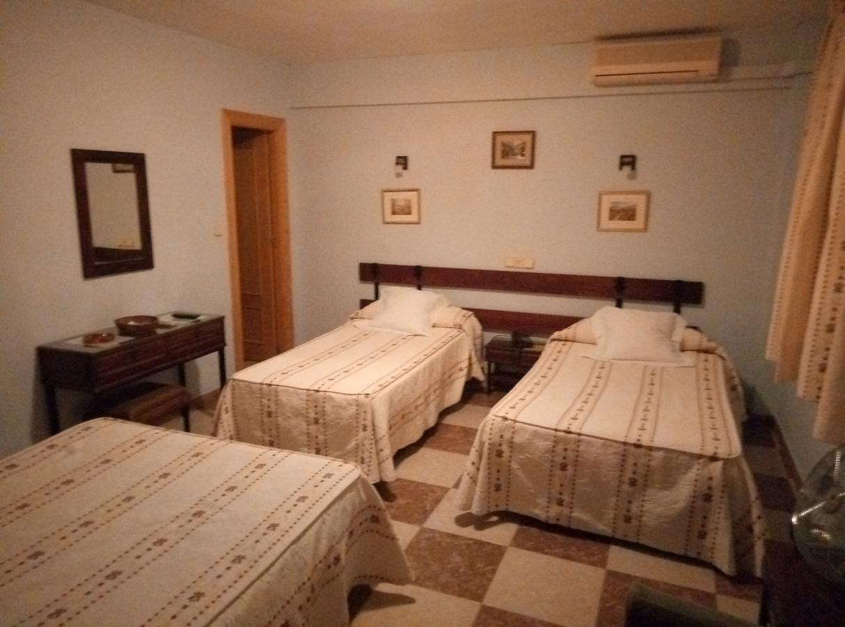 Hostal Residencia Castilla Cuenca  Exteriör bild